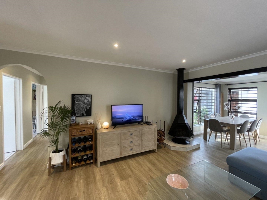 3 Bedroom Property for Sale in Kirstenhof Western Cape